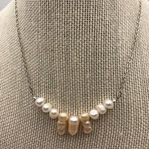 Fresh water Pearl necklace, handmade